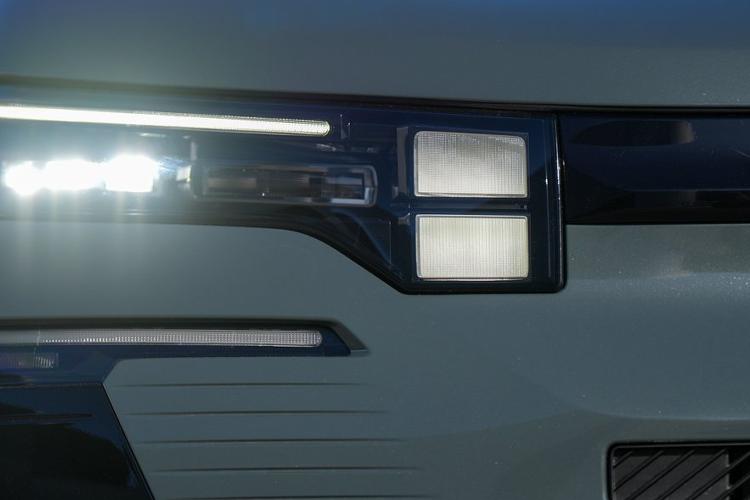 CITROEN C5 AIRCROSS — detail
