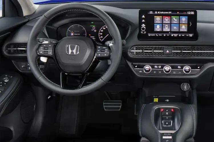 HONDA ZR-V — inside