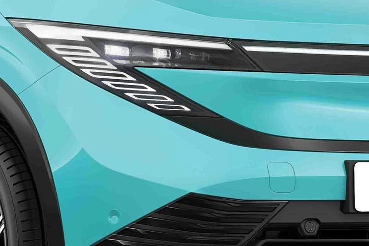 NISSAN LEAF — detail