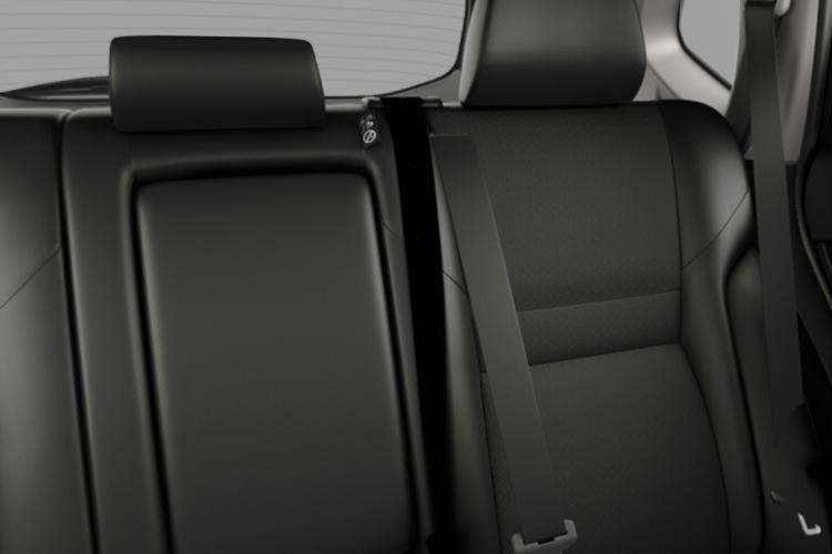 NISSAN X-TRAIL — detail