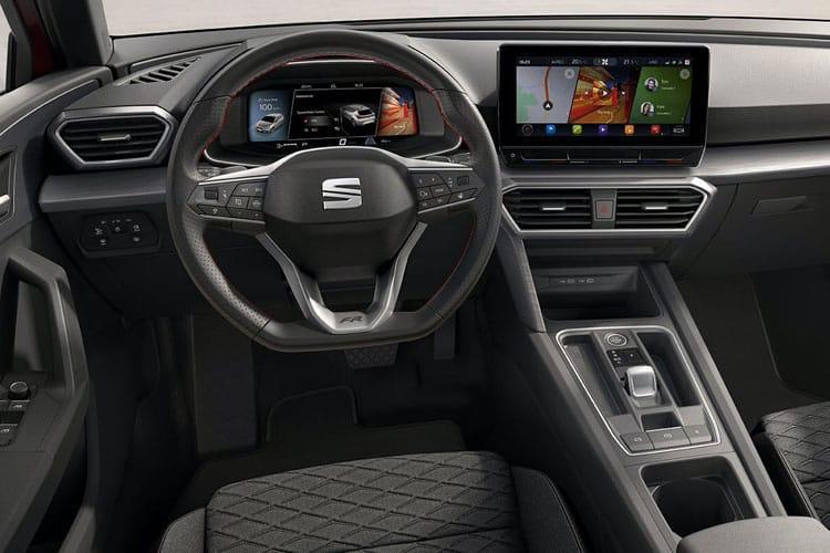 SEAT LEON — inside