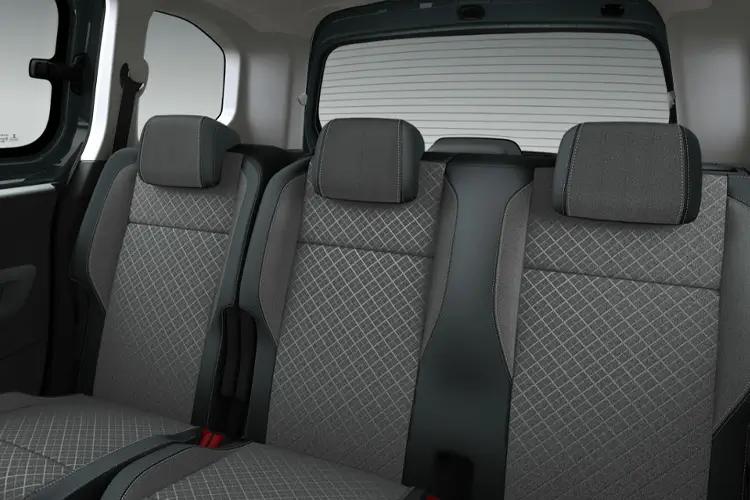 VAUXHALL COMBO LIFE — detail