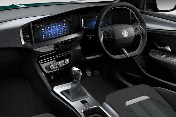 VAUXHALL MOKKA — inside