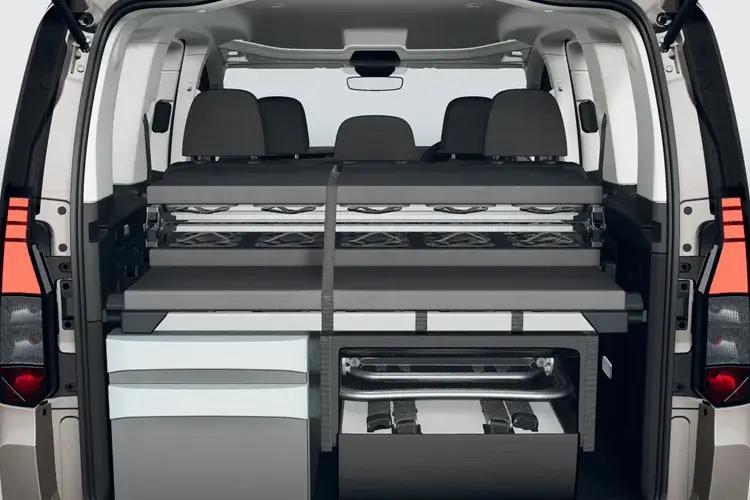 VOLKSWAGEN CADDY CALIFORNIA — detail